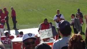Raiders perdem mais uma e Darnell Dockett tira onda com a torcida 2