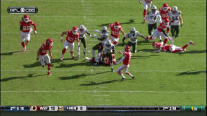 Cairo Santos faz carrinho para impedir retorno de Percy Harvin, e Anthony Fasano marca touchdown sentado 3